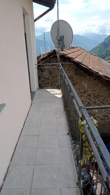 Como Lake - Quiet House Apartment Morbio Luaran gambar